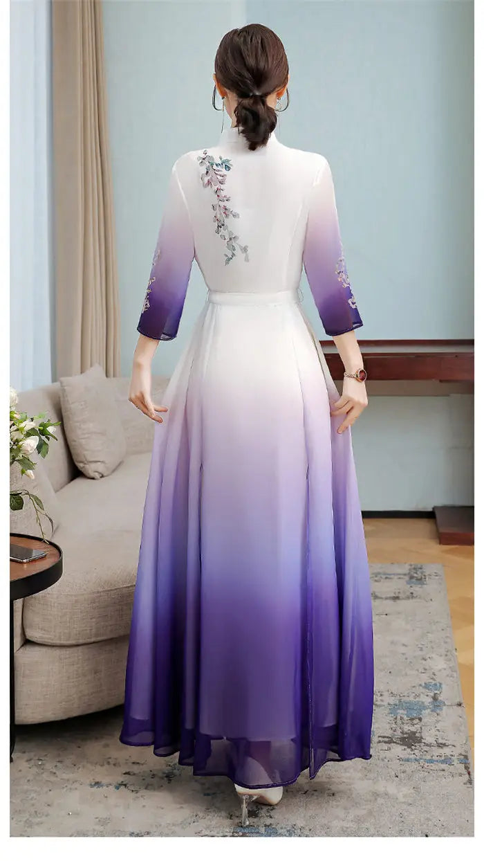 Top 2021 New Elegant Chinese Style V-Neck Slim Gradient Color Three-Quarter Sleeve Long Temperament Dress Qipao Lady Robes y1458