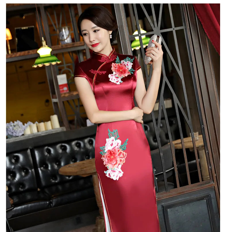 Classical Women Long Show Satin Chinese Dress Elegant Slim Embroidery Flower Qipao Cheongsam Retro Mandarin Collar Evening Gown