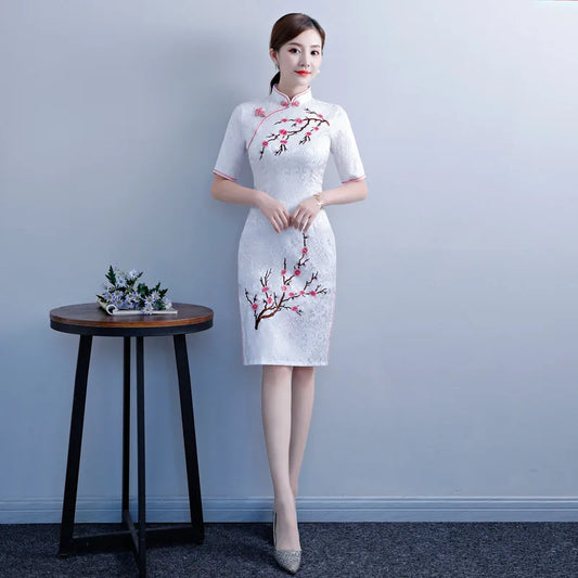 New White Chinese Traditional Women Embroidery Qipao Vintage Cheongsam Novelty Chinese Formal Dress Size S M L XL XXL 3XL - Seprincess