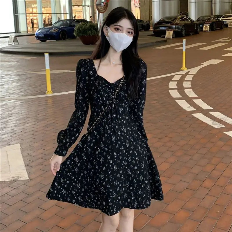 Long Sleeved Floral Dress for Women with a Niche and Popular Design Short Skirt with a Small Stature and Temperament - Seprincess