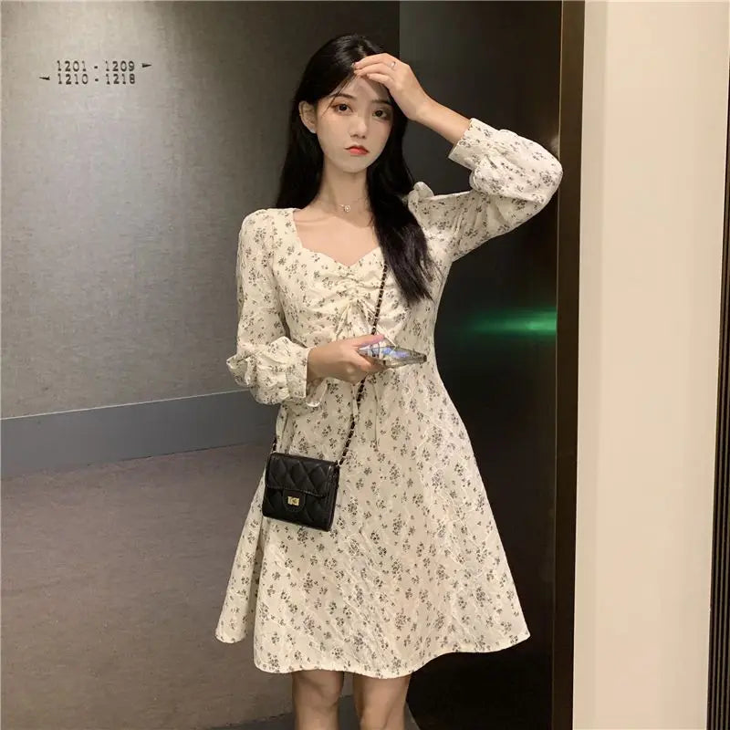 Long Sleeved Floral Dress for Women with a Niche and Popular Design Short Skirt with a Small Stature and Temperament - Seprincess