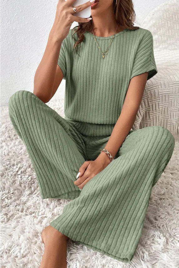 Elegant Short-sleeved Top + Trousers 2-piece Set For Women Fashion Autumn Winter Solid Color Short-sleeved Knitted Suit Female - Seprincess