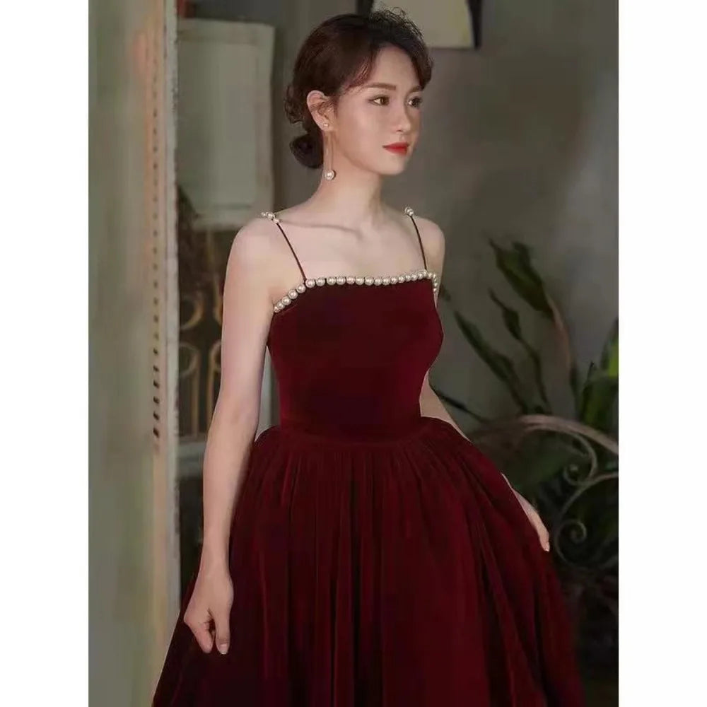 Velvet Spaghetti Strap Burgundy Midi Cocktail Dresses for Women 2024 Elegant Tea Length Prom Midi Dresses - Seprincess