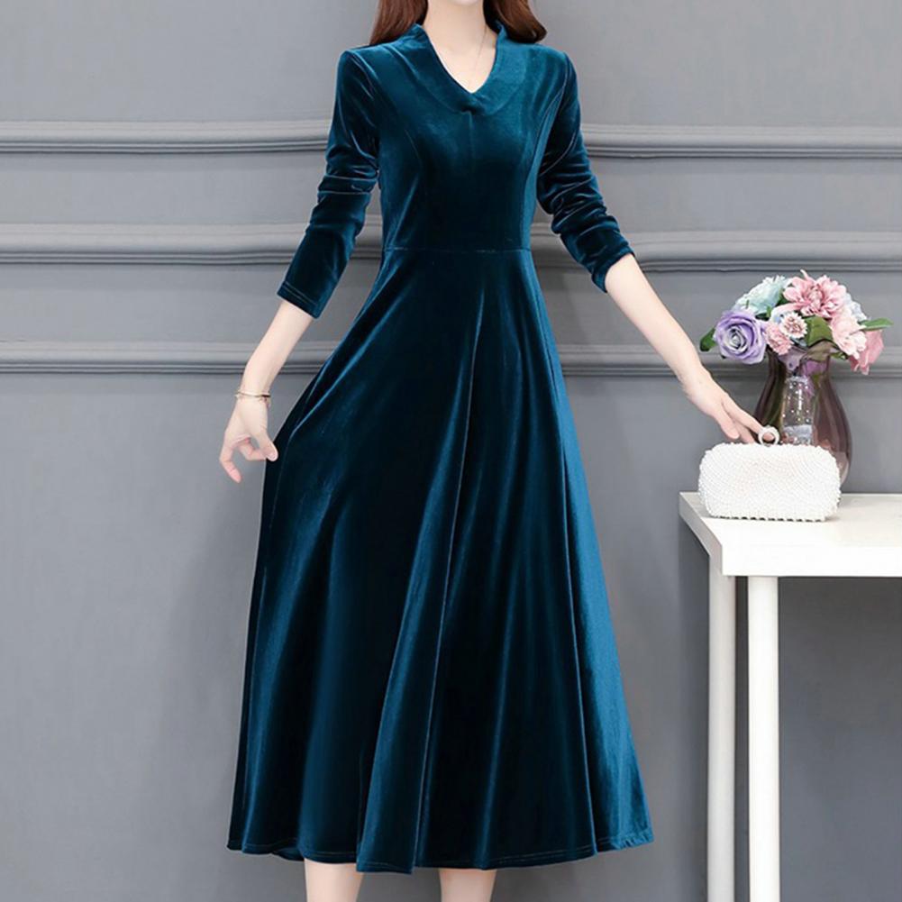 Velvet Vintage Women Maxi Dress OL Style Oversize Round Neck Long Sleeves Evening Dress 	Slim Fit Pleated Bodycon Prom Dress - Seprincess