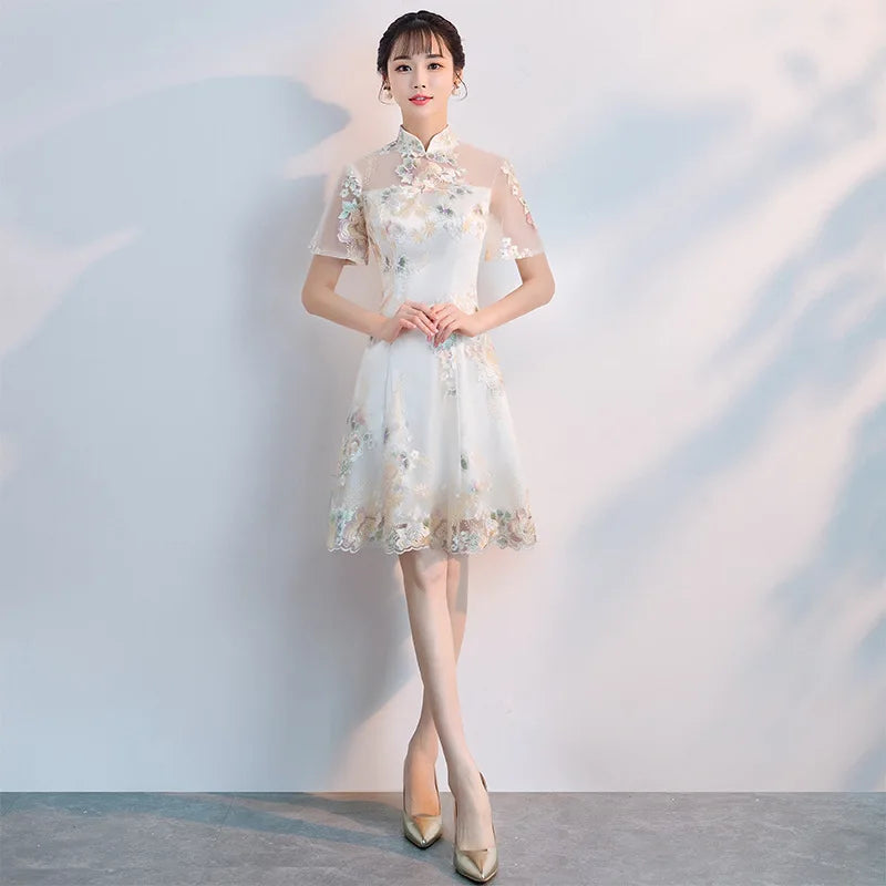 Champagne Sweet Elegant Bridesmaid Dress Women Temperament Formal Party Gown Exquisite Floral Embroidery Novelty Cheongsam