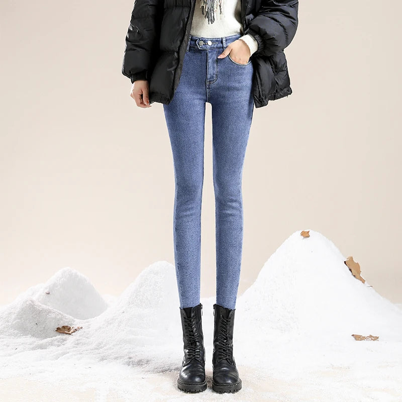 New Women Thermal Jeans Winter Snow Warm Plush Stretch Jeans Lady Skinny Thicken Students Denim Pants Fleece Mom Fur Trousers