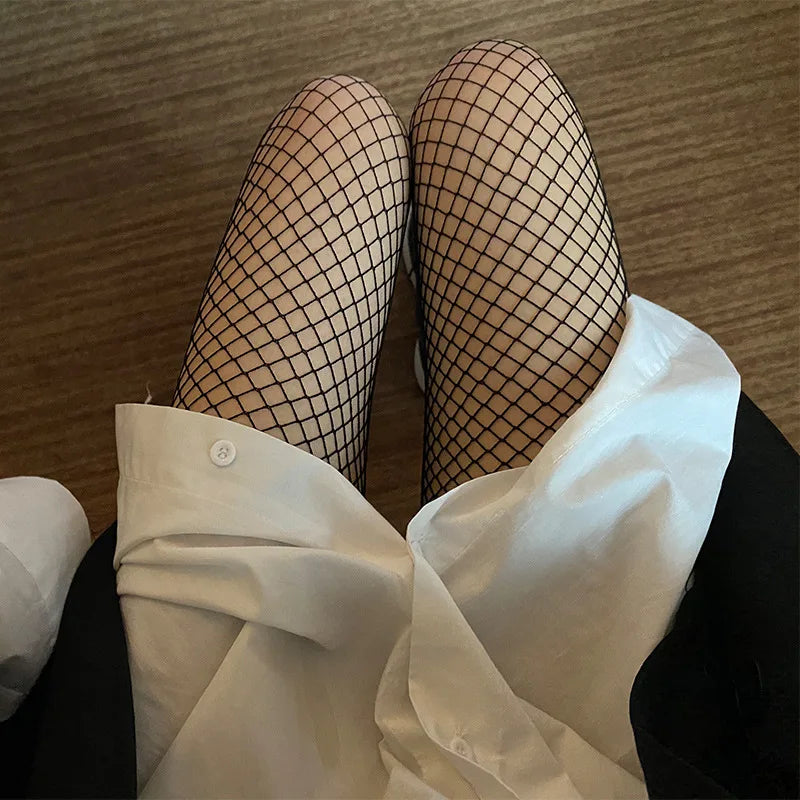 Sexy Hollowed Out Bottomed Pantyhose Classic Lolita Fishnet Lace Mesh Stockings Women Girls Gothic Punk Retro Spider Web Tights