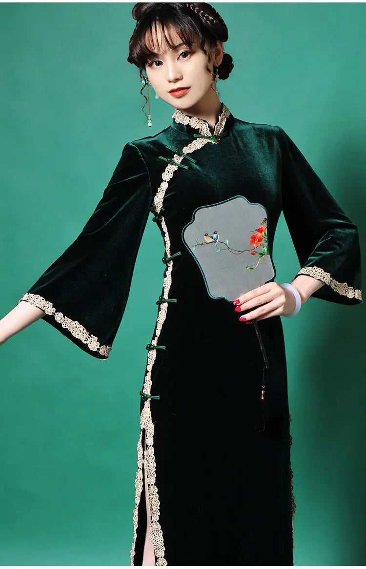 Cheongsam Chinese Traditional Dress Solud Color New Autumn Winter Long Temperament Flare Sleeve Velvet Improved Green Qipao 2024 - Seprincess