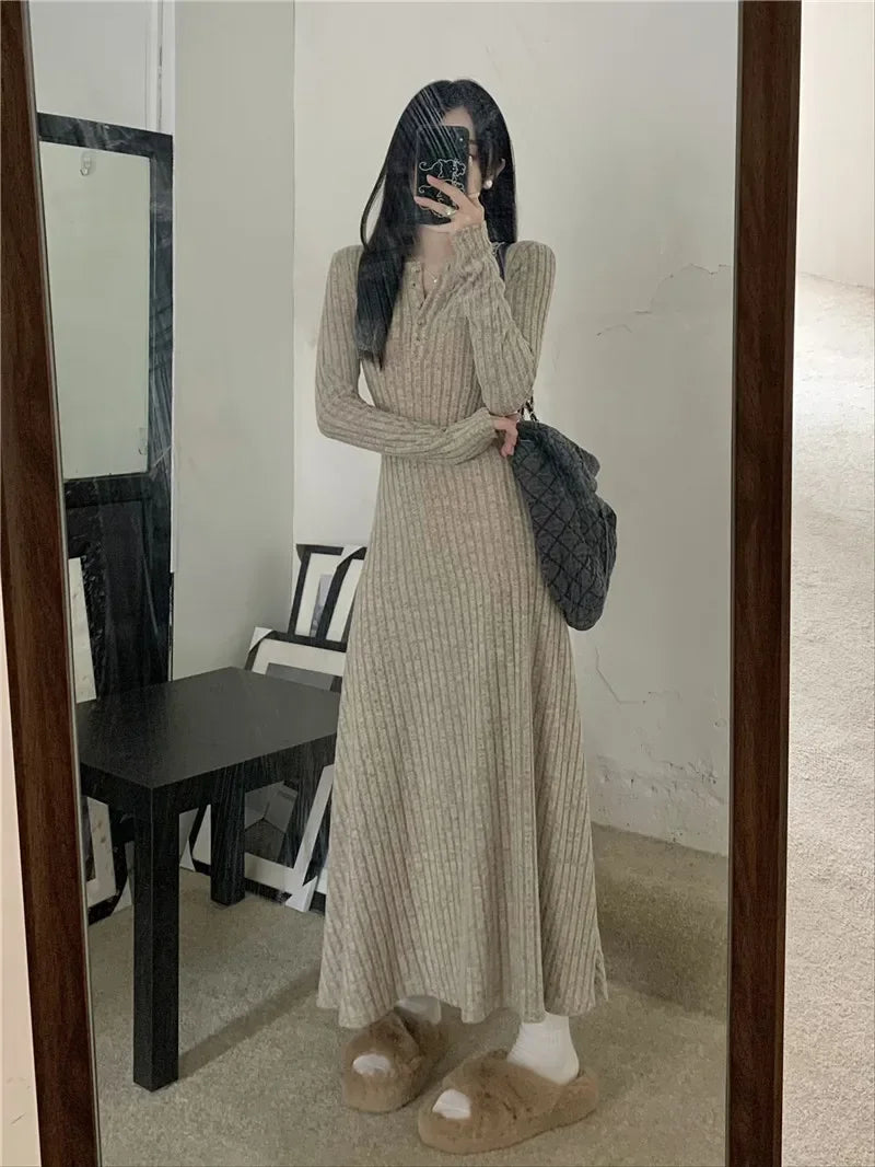 Vintage Versatile Knitted Long Sleeve Dress Women's Slimming A- line Skirt Autumn/winter Waist-fitted Long Dress