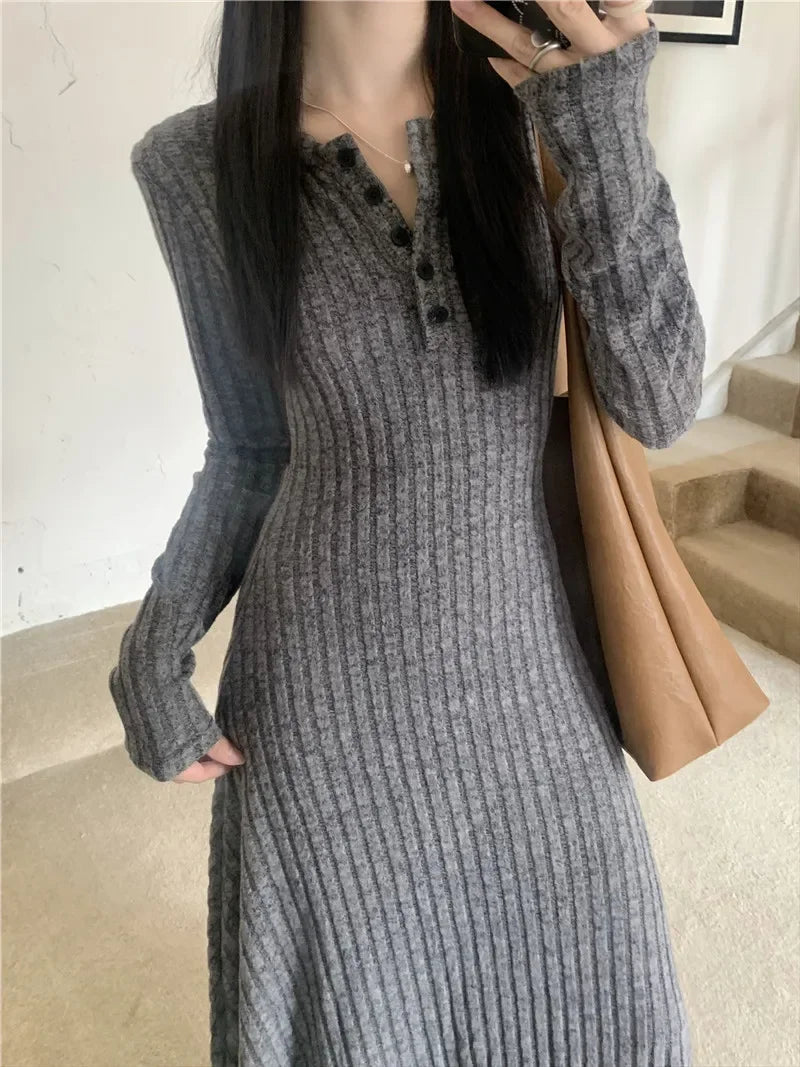 Vintage Versatile Knitted Long Sleeve Dress Women's Slimming A- line Skirt Autumn/winter Waist-fitted Long Dress