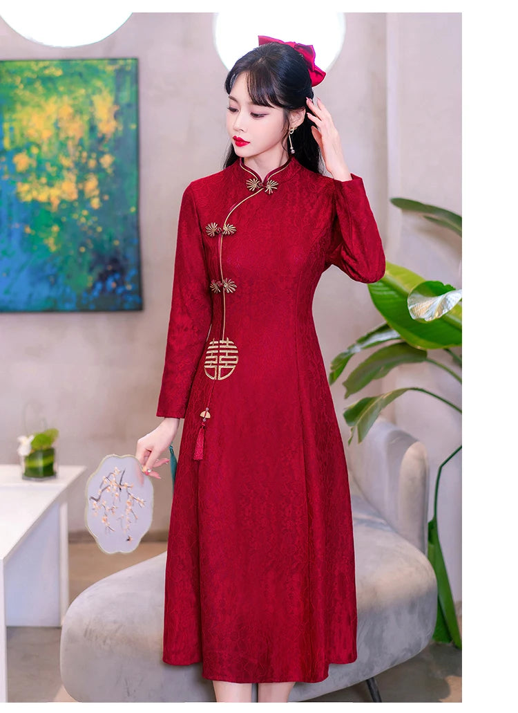 Retro Chinese Traditional Red Wedding Qipao Dress Modern Improved Long Sleeve Embroidered Cheongsam Plus Size Women Clothing CNY - Seprincess