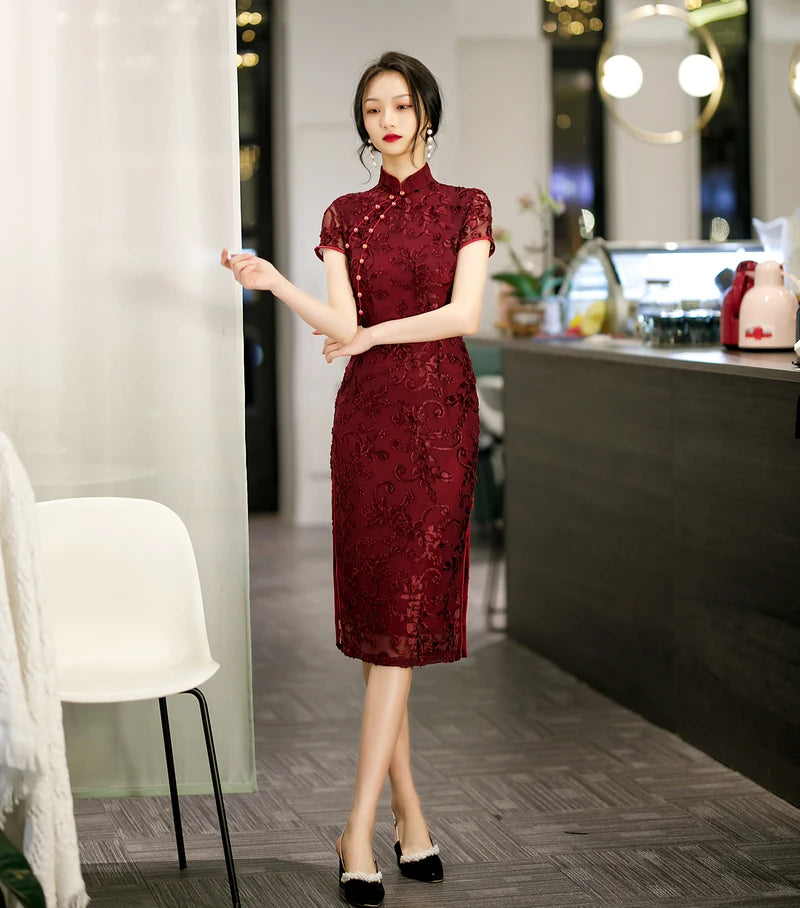 Burgundy Lace Female Qipao Traditional Chinese Dress Vintgae Classic Mandarin Collar Cheongsam Sexy Slim Split Vestidos 3XL 4XL - Seprincess