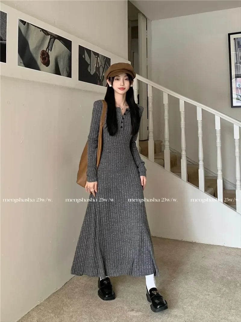 Vintage Versatile Knitted Long Sleeve Dress Women's Slimming A- line Skirt Autumn/winter Waist-fitted Long Dress