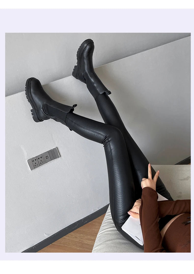 Autumn Winter Women Fleece Matte Leather Leggings High Quality Sheepskin High Waist Elastic PU Leather Pants Slim Sexy Leggings