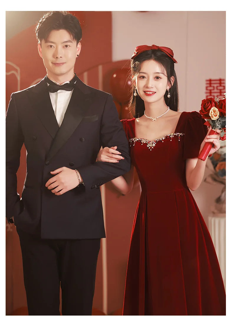 Chinese Traditional Red Cheongsams Wedding Dresses Short-sleeved Engagement Temperament Dress Back Door Qipao Banquet Dress - Seprincess