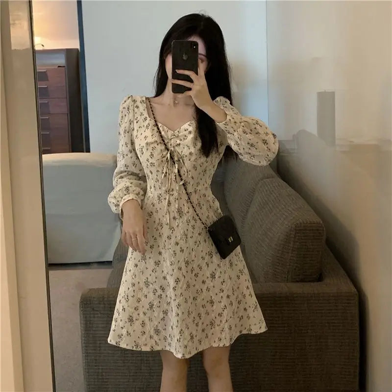 Long Sleeved Floral Dress for Women with a Niche and Popular Design Short Skirt with a Small Stature and Temperament - Seprincess