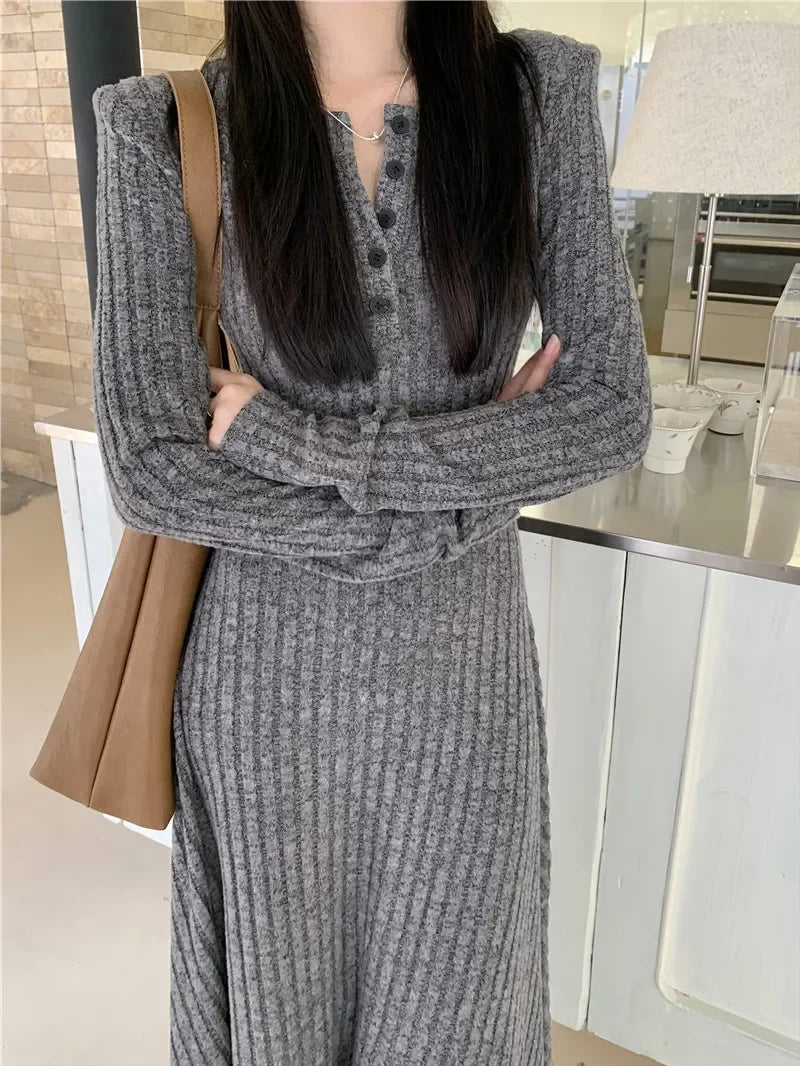 Vintage Versatile Knitted Long Sleeve Dress Women's Slimming A- line Skirt Autumn/winter Waist-fitted Long Dress