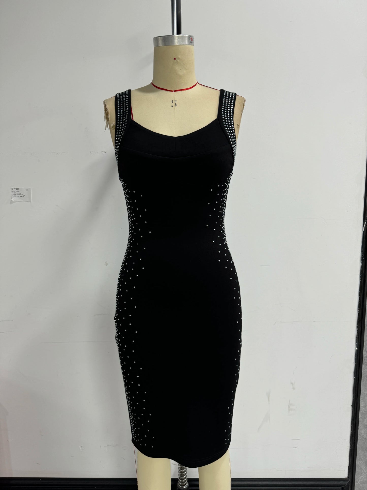 V-Neck Sleeveless Rhinestone Decor Slim Fit Bodycon Party Dress - Seprincess