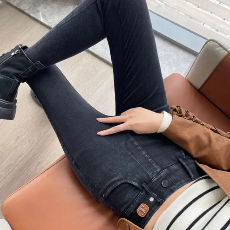 Women's Autumn And Winter Denim Jeans Thick Velvet Slim High Waist Small Leg New Black High Stretch Pencil Pants