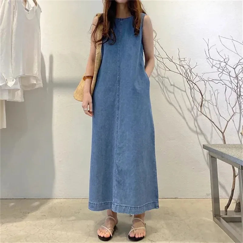 Women's Sleeveless Denim Long Dress Fashionable Round Neck Sleeveless Pocket Denim Skirt Loose Vest Denim Long Dress - Seprincess