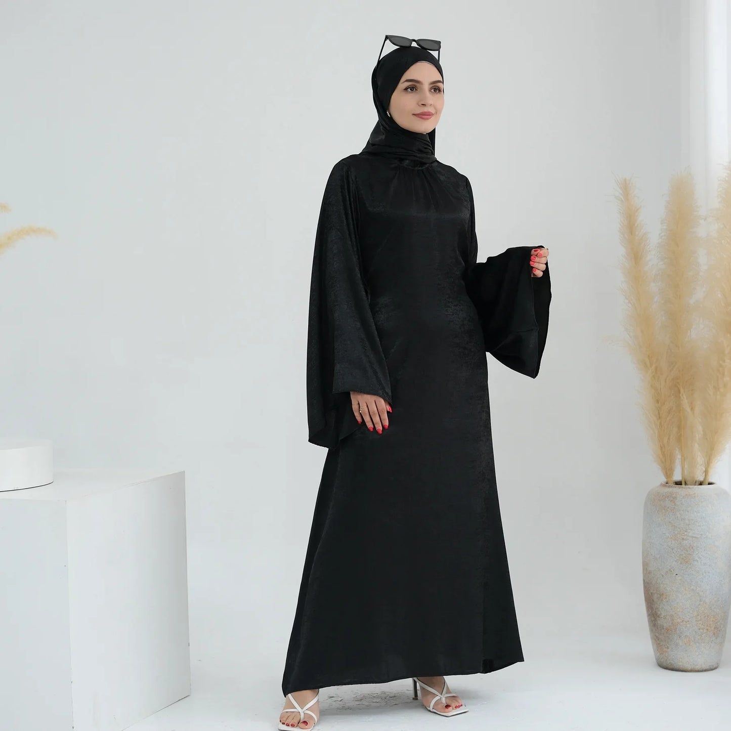 Butterfly Abaya Dress Elegant Belted Muslim Party Hijab Dresses Bronze Abayas for Women Dubai Turkey Islam Clothing Eid Kaftan