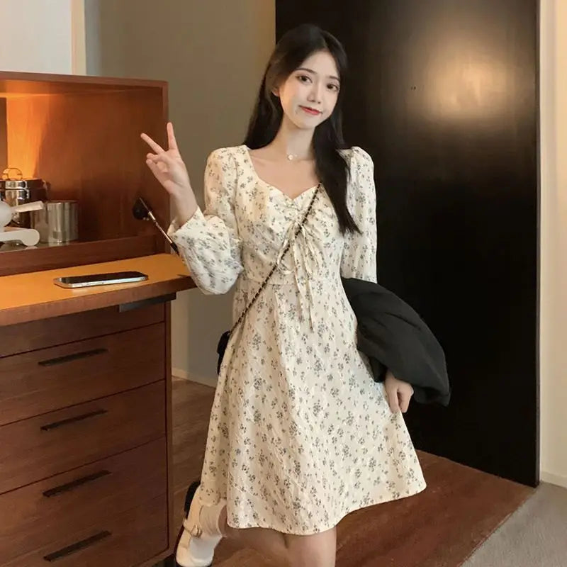 Long Sleeved Floral Dress for Women with a Niche and Popular Design Short Skirt with a Small Stature and Temperament - Seprincess