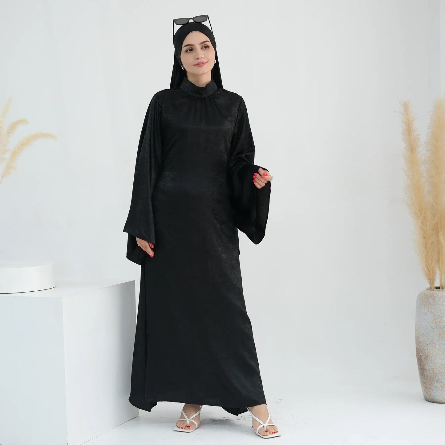 Butterfly Abaya Dress Elegant Belted Muslim Party Hijab Dresses Bronze Abayas for Women Dubai Turkey Islam Clothing Eid Kaftan